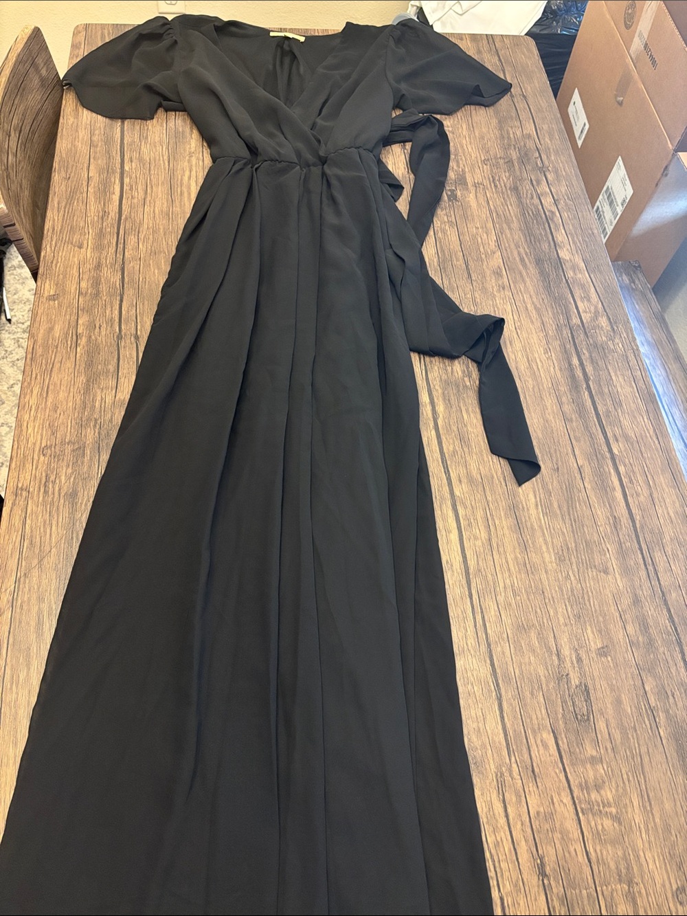 Elegant Black V-Neck Wrap Maxi Dress with Tie Waist